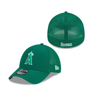 Los Angeles Angels St. Patrick's Day 39THIRTY Flex Hat Green